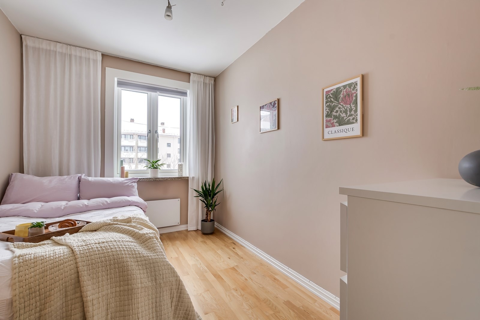 Soverom to passer fint som barnerom, gjesterom eller kontor. Galleribilde