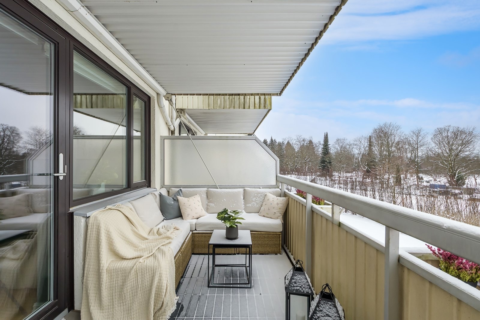 Herlig vestvendt balkong på 8 kvm. Galleribilde