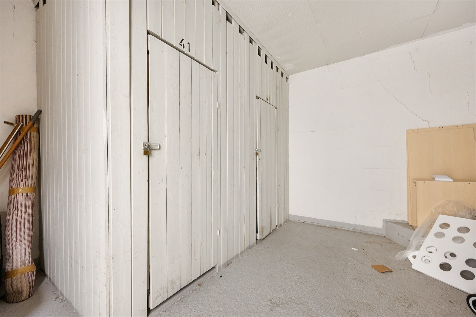 Leiligheten disponerer en bod på 2 m² i kjelleren for ekstra lagringsplass. Galleribilde
