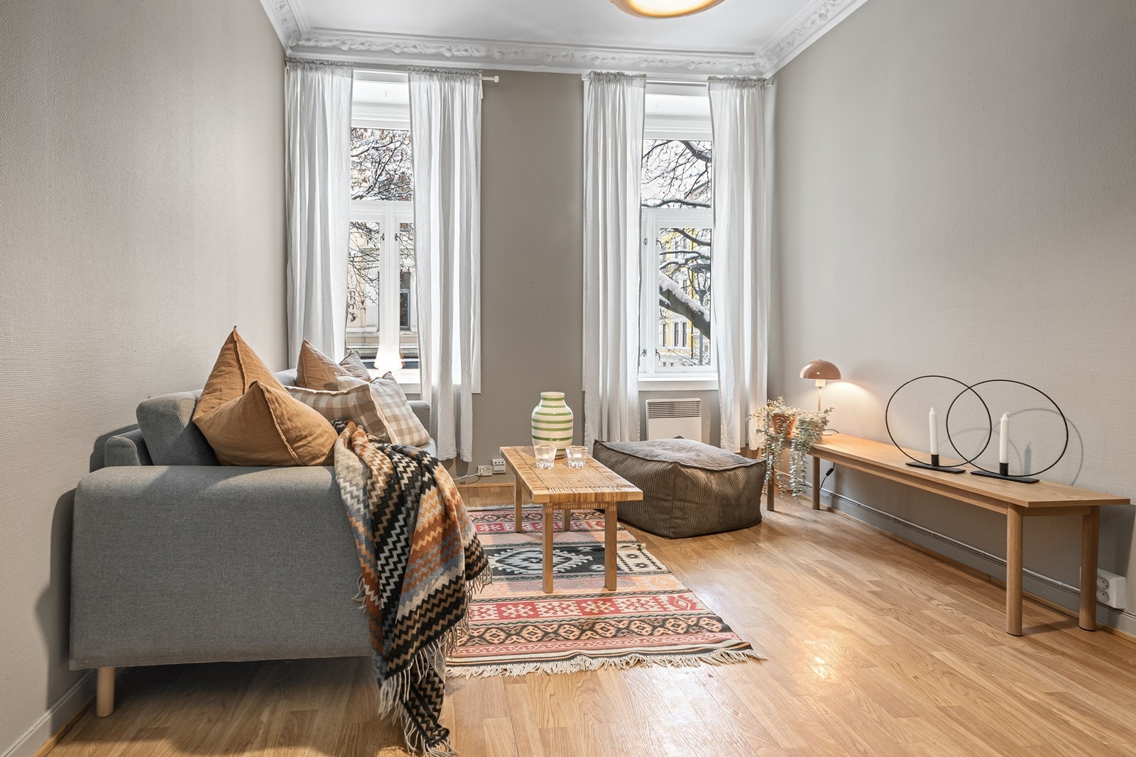 Veggene ble malt i tidsriktig farge i 2021 Galleribilde