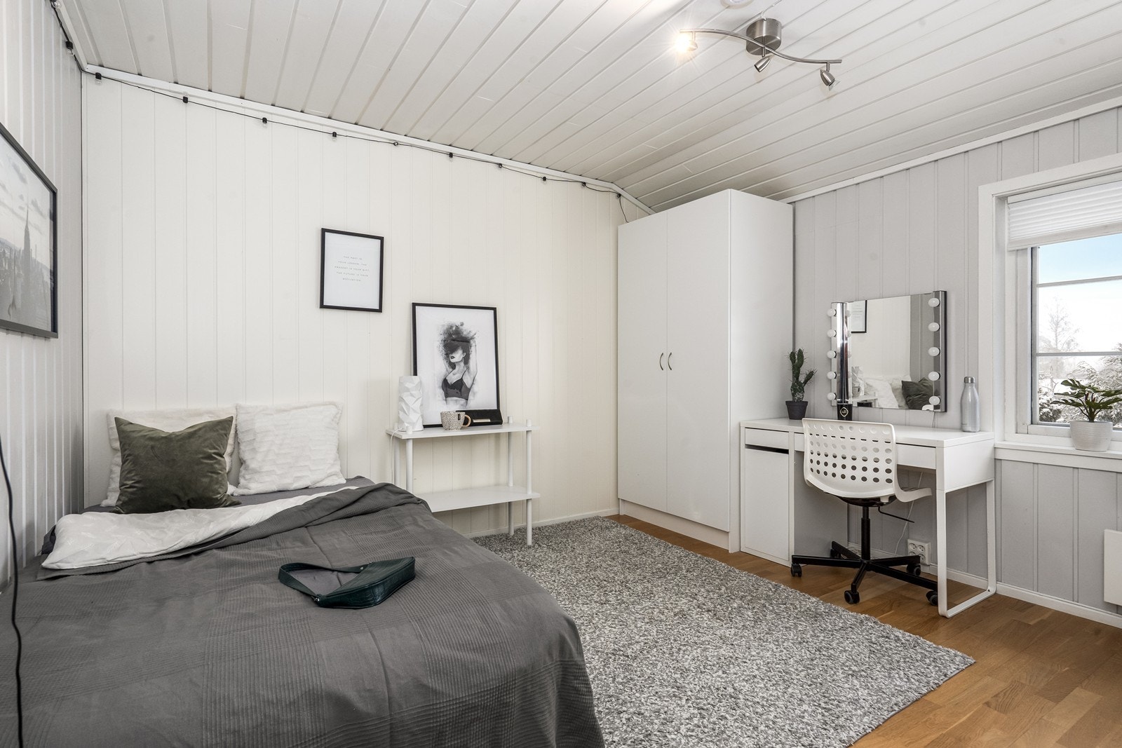 Alle soverommene har en god størrelse og er enkle å møblere. Galleribilde