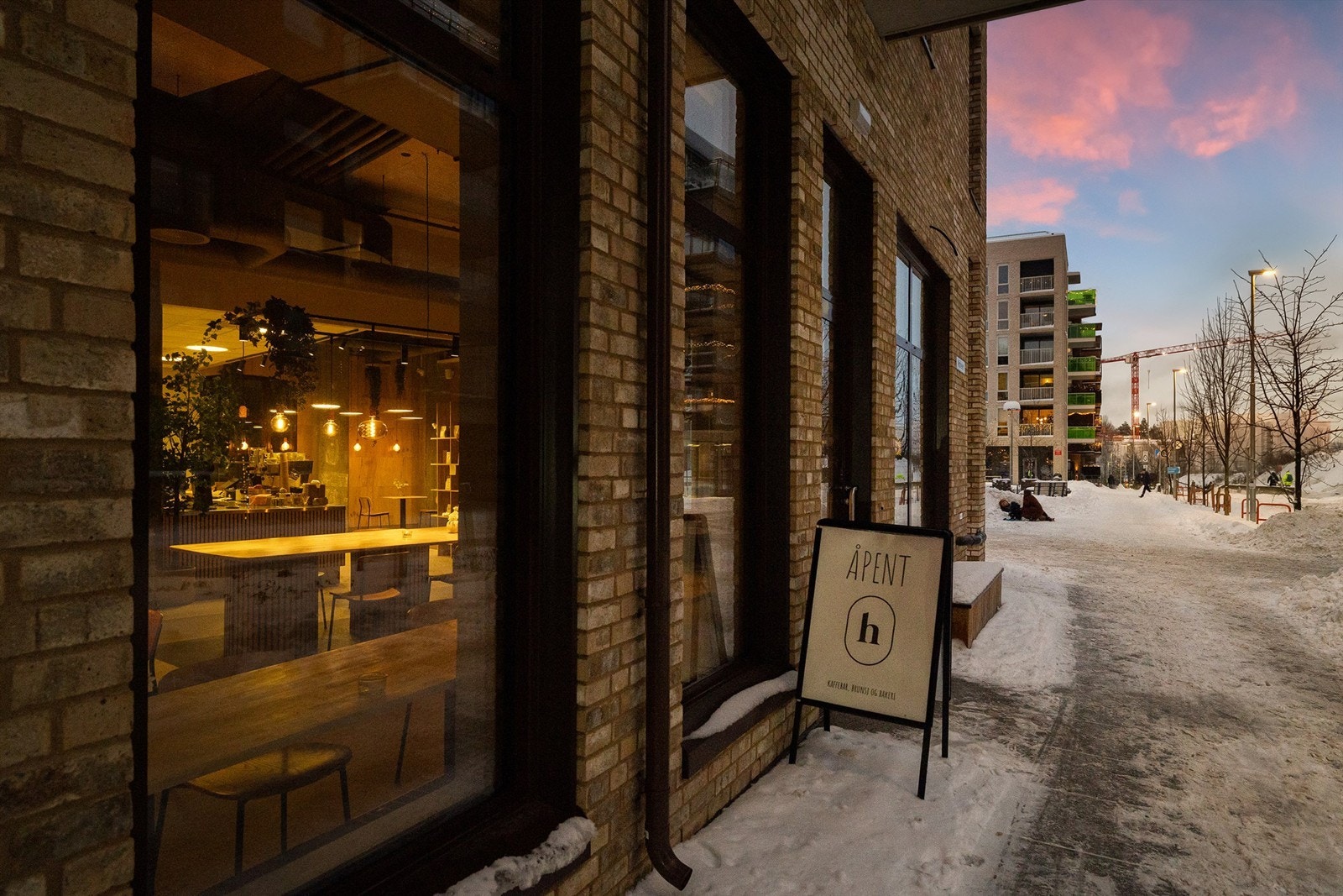 ...surdeigsbakeriet Håndbakt... Galleribilde