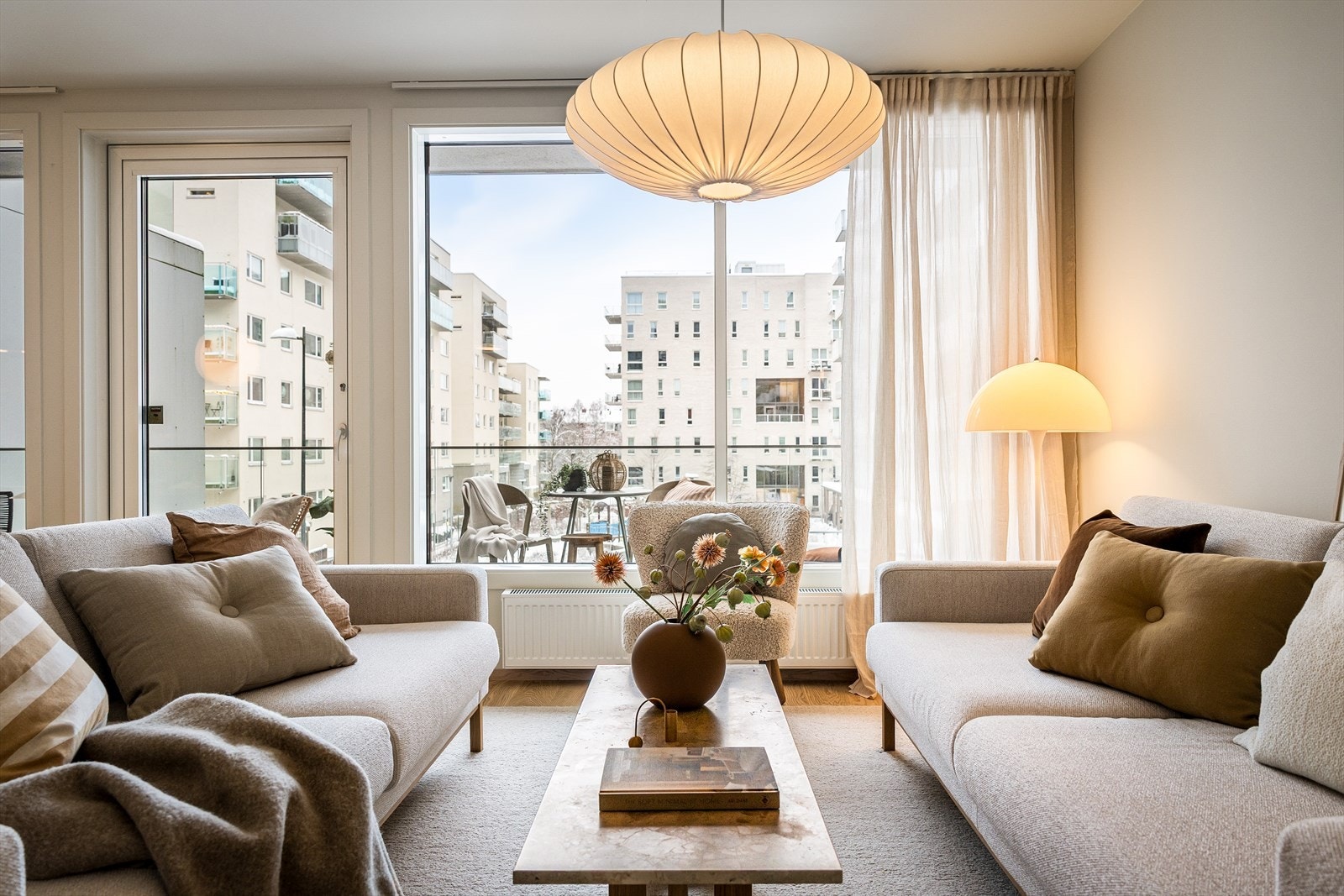 A-konto varme samt TV og internett er inkludert i felleskostnadene. Galleribilde