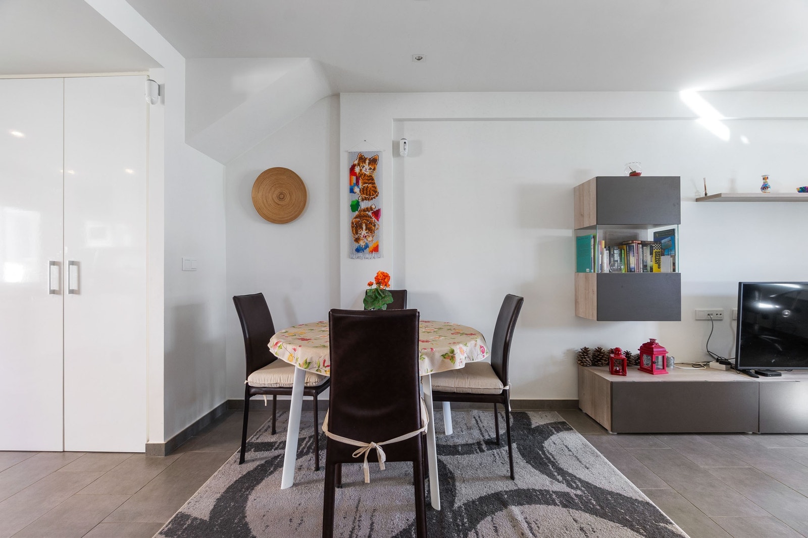 Stue med spisplass Galleribilde