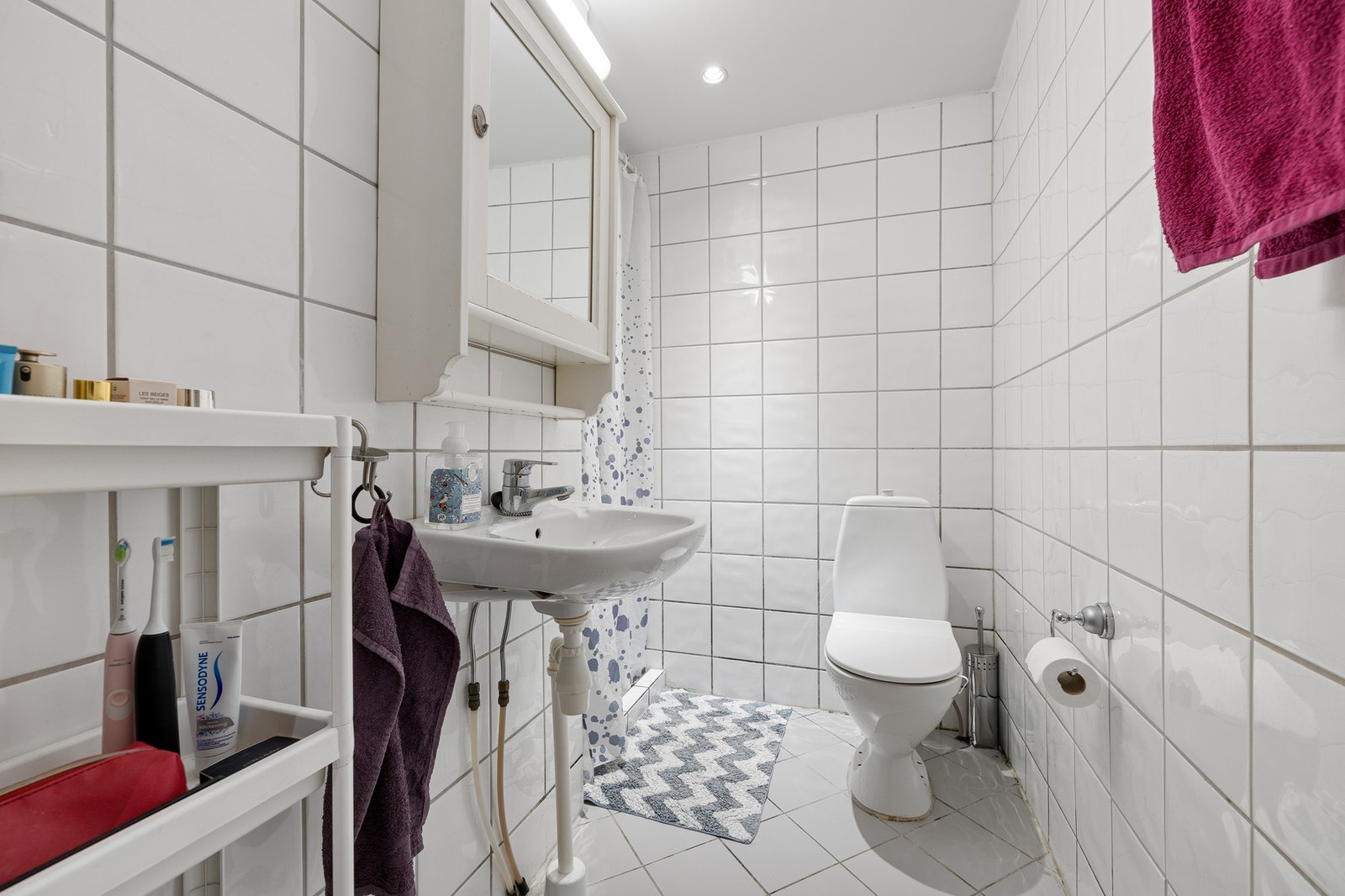 Innredet bad i kjeller. Galleribilde