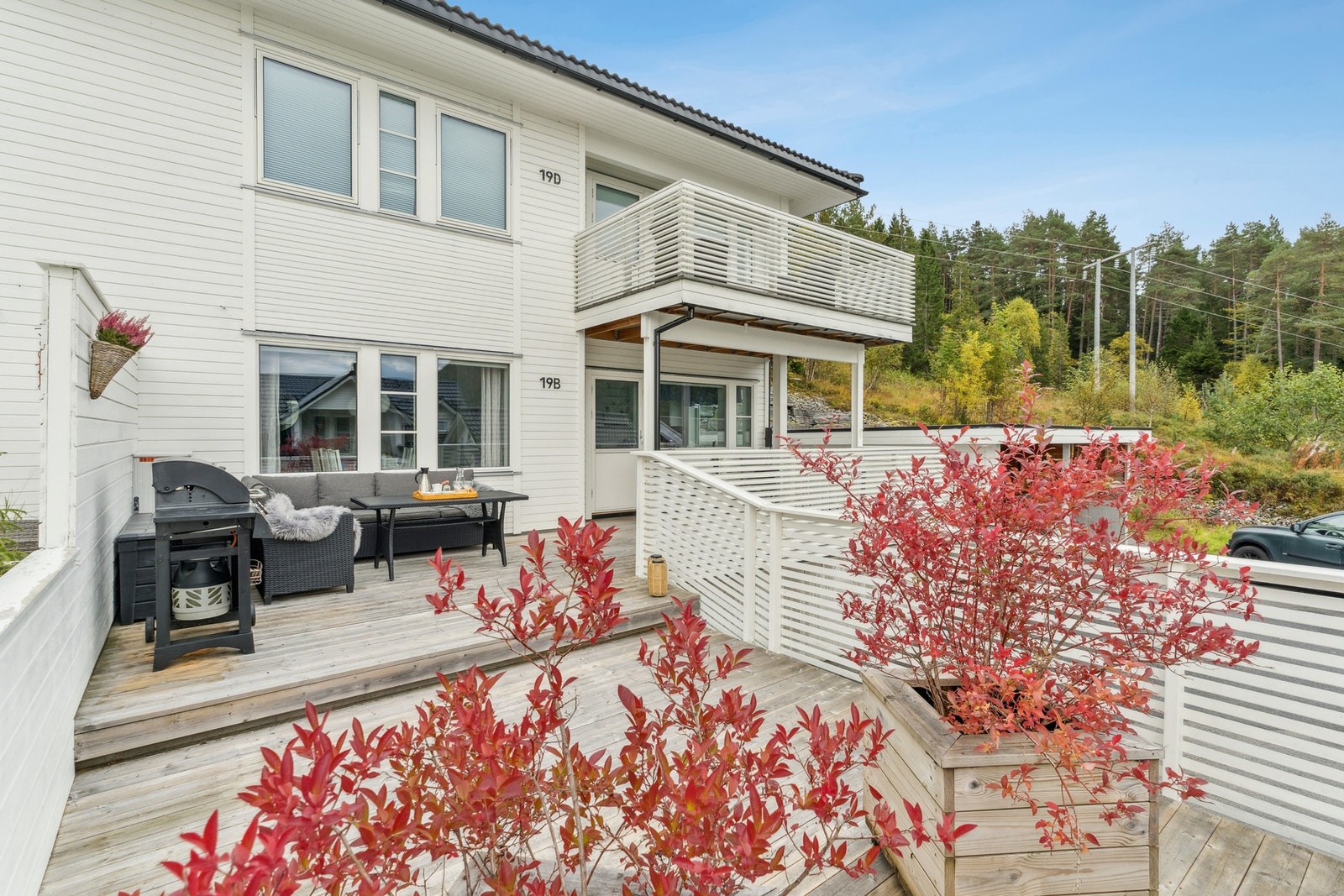 Denne uteplassen kan nå bli din - husk å ordne finansieringsbevis før visning! Galleribilde