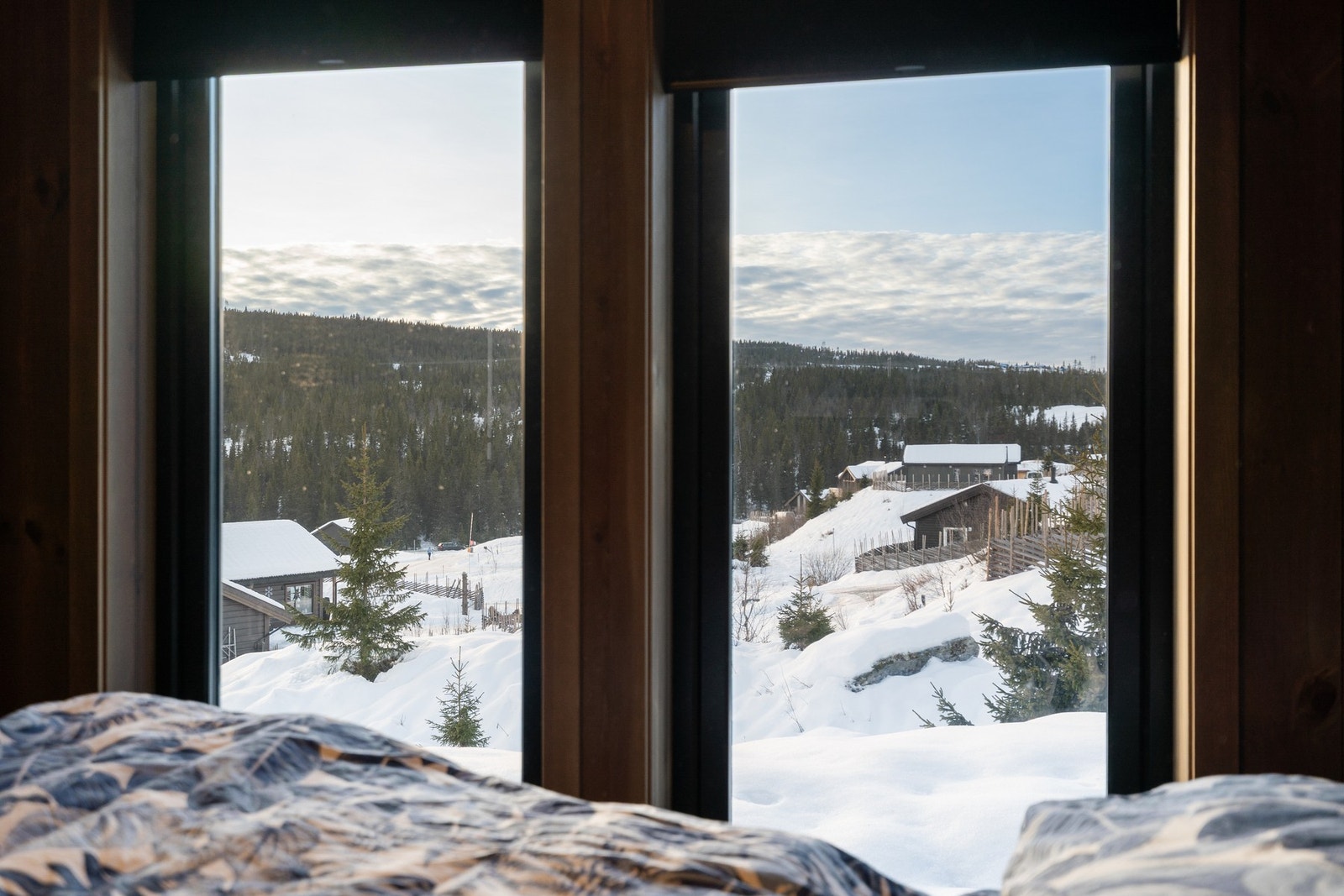 Her våkner man opp til flott utsyn gjennom de store vindusflatene. Galleribilde