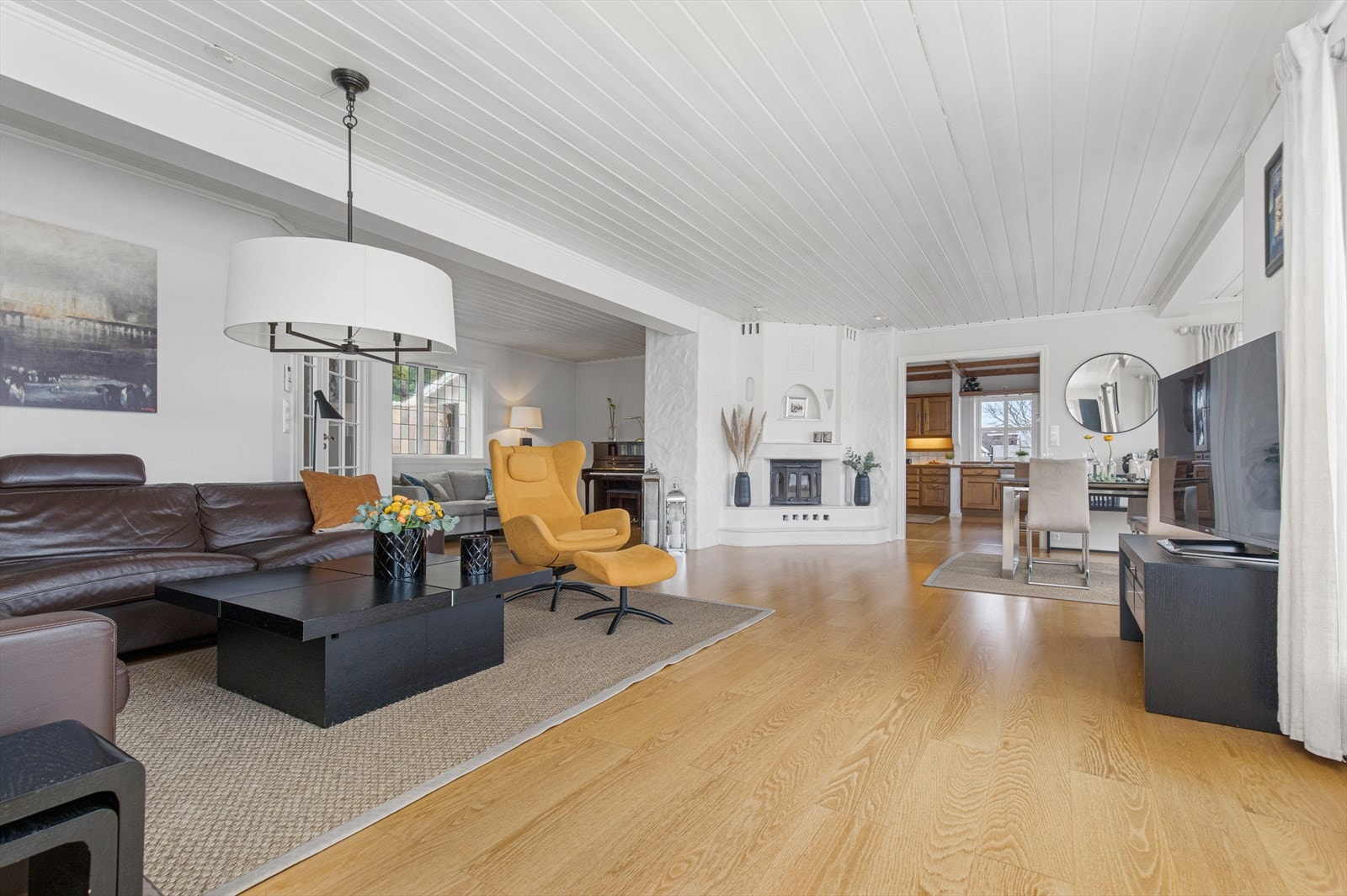 Her får du godt med plass for sofa, spisebord og lesekro Galleribilde