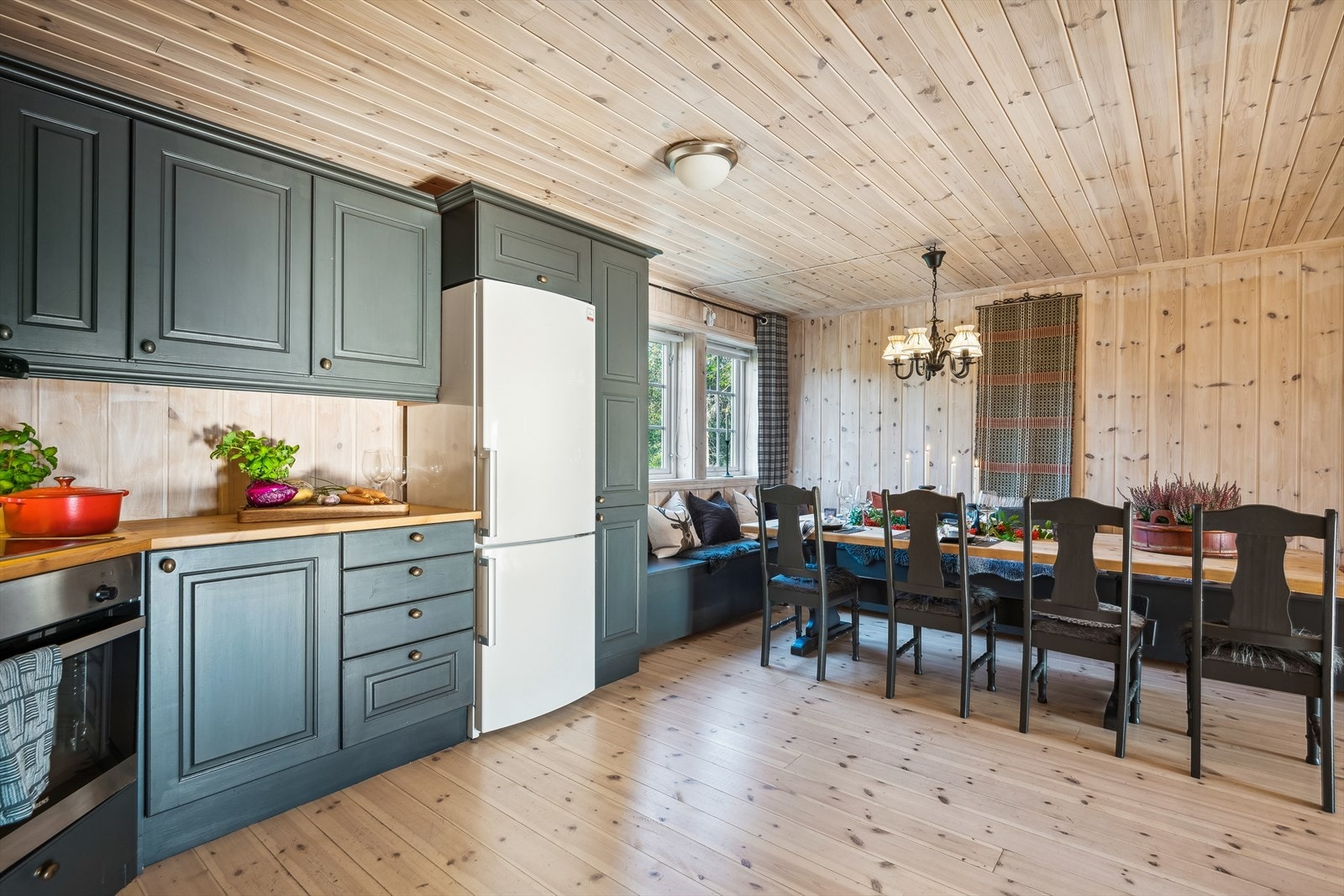 Integrert komfyr og ovn Galleribilde