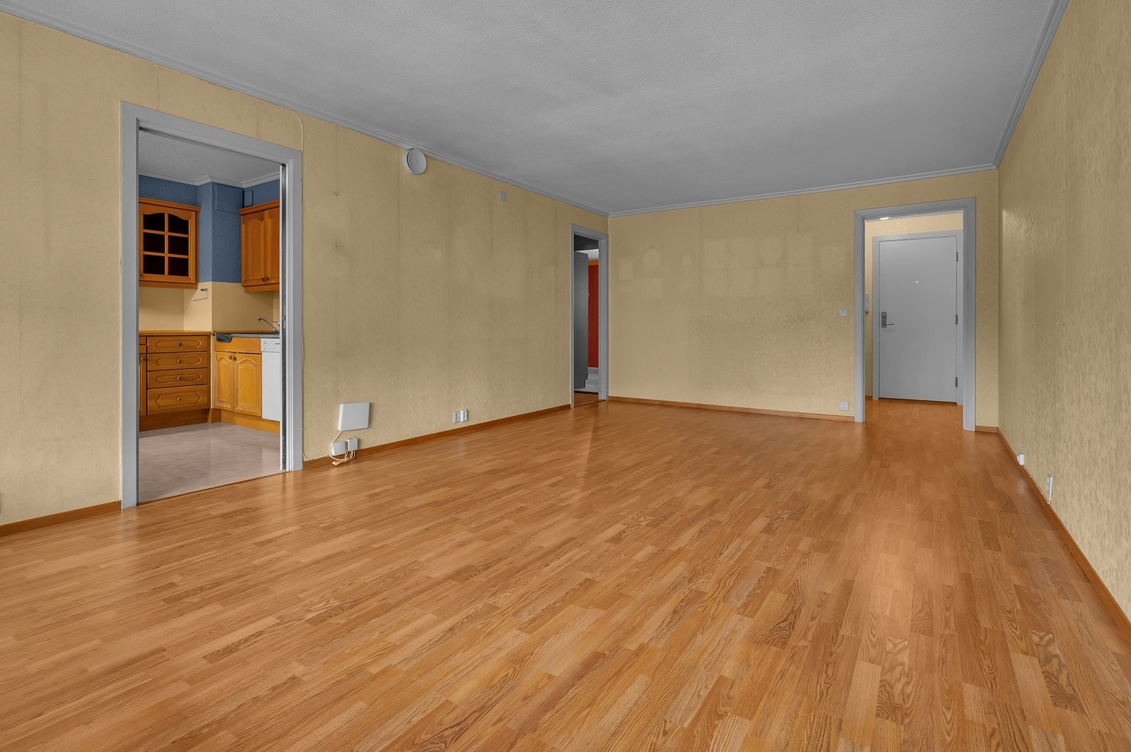 Leiligheten har en god planløsning med store åpne rom Galleribilde