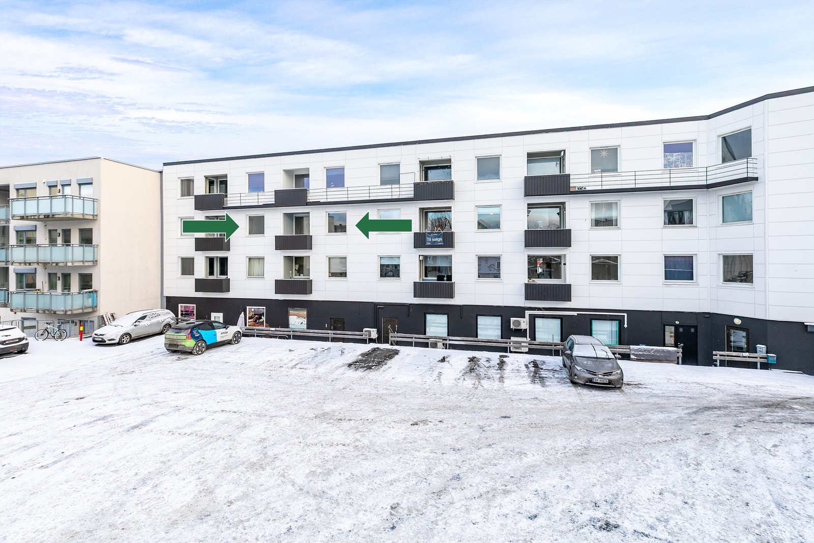 I tredje etasje bor du høyt hevet over gatenivået. Høyden innebærer i tillegg at leiligheten ikke er utsatt for direkte innsyn fra gaten. Galleribilde