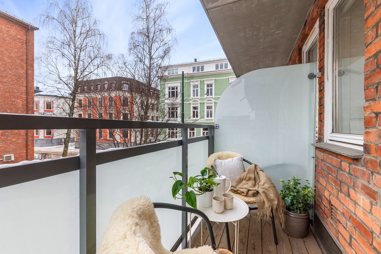 Lys, stilsikker og arealeffektiv 2-roms selveier med attraktiv beliggenhet på Majorstuen. Galleribilde