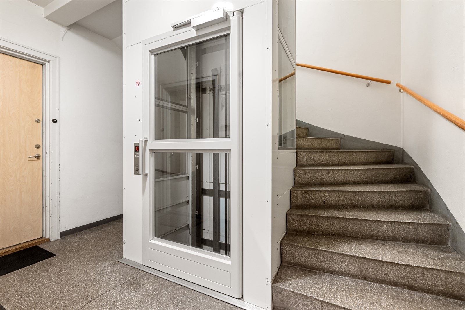 Det er heis i bygget. Galleribilde