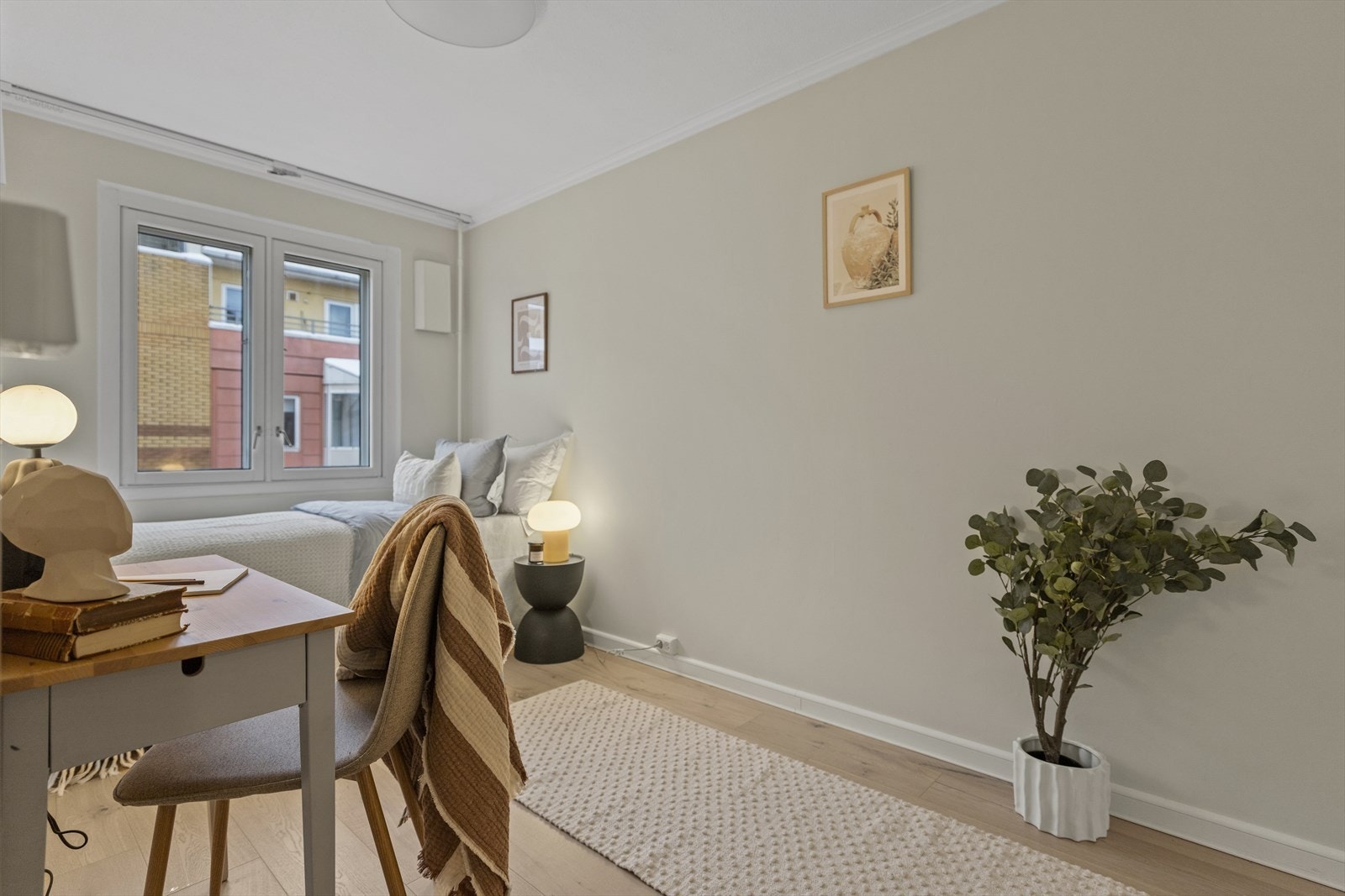 Egner seg også godt som barnerom, gjesterom eller kontor. Alt etter ønske og behov Galleribilde