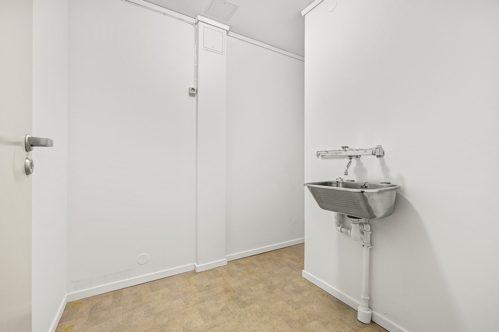 En praktisk innvendig bod gir ekstra lagringsplass. Galleribilde