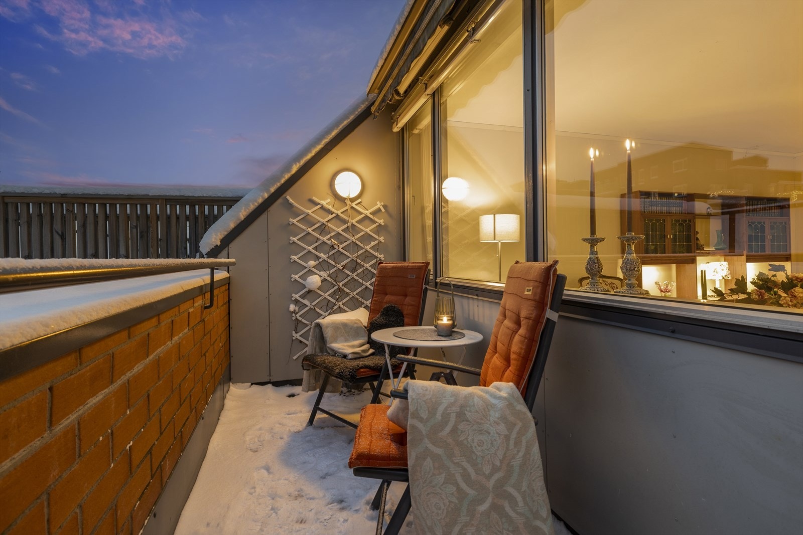 Her er det god plass til en sittegruppe for å nyte utelivet. Galleribilde