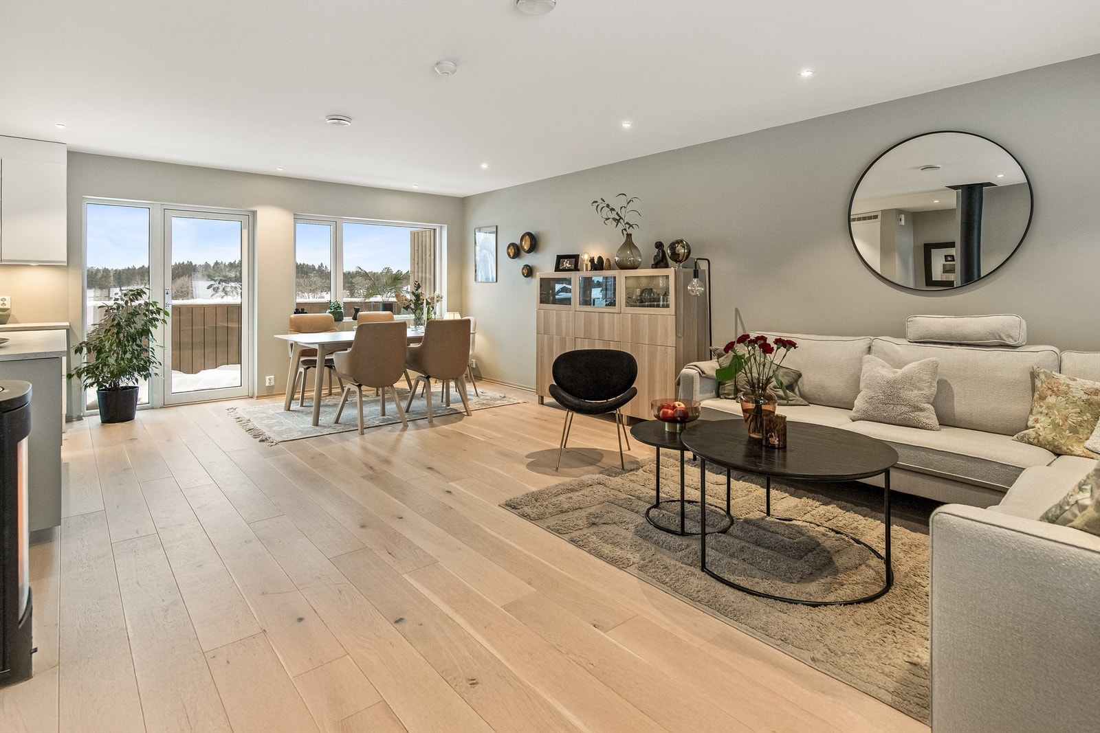 Her er det vannbåren varme som gir en lun og behagelig temperatur gjennom vinteren Galleribilde