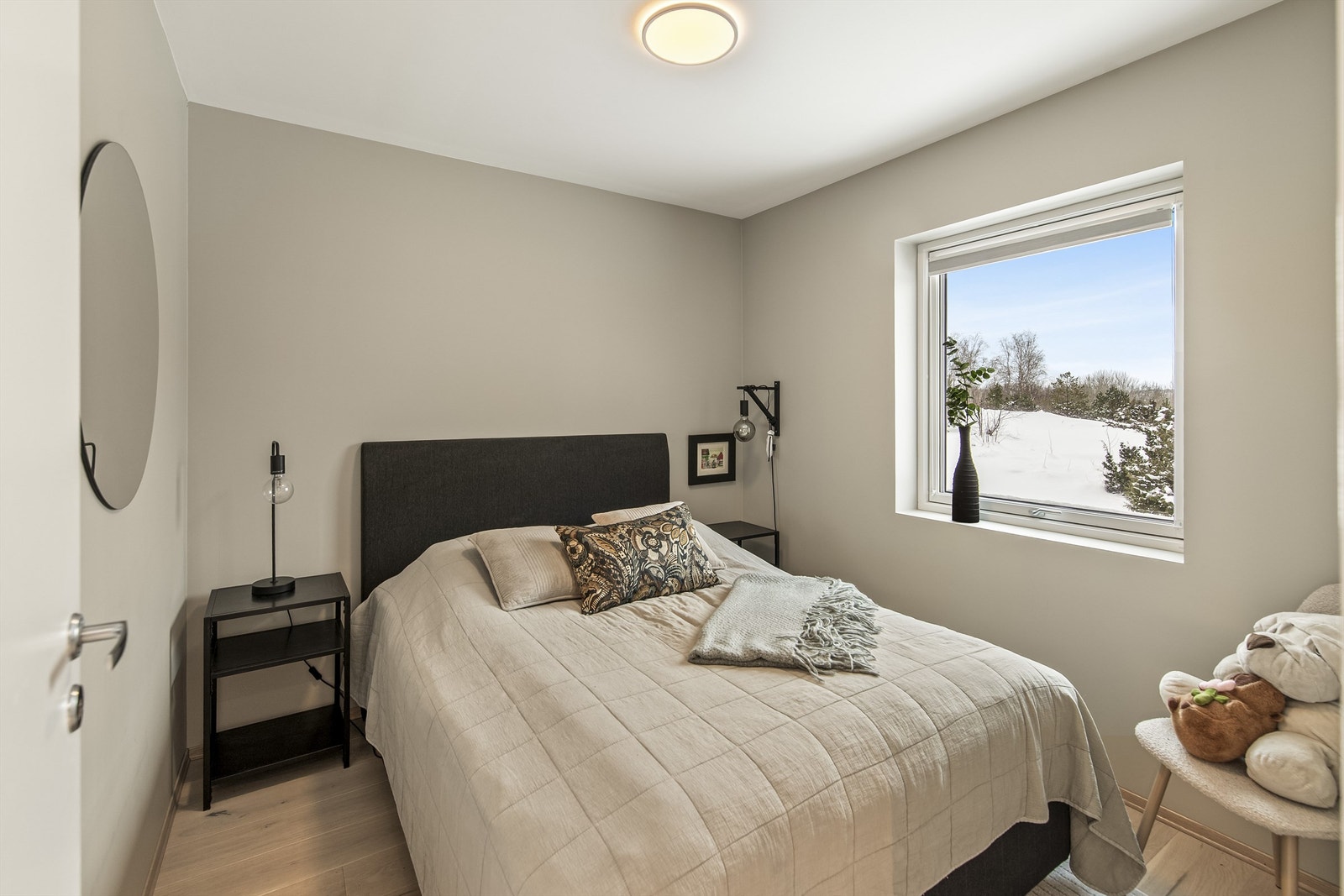 Kiserødveien 67 B er innredet med 3 soverom i øverste etasje Galleribilde