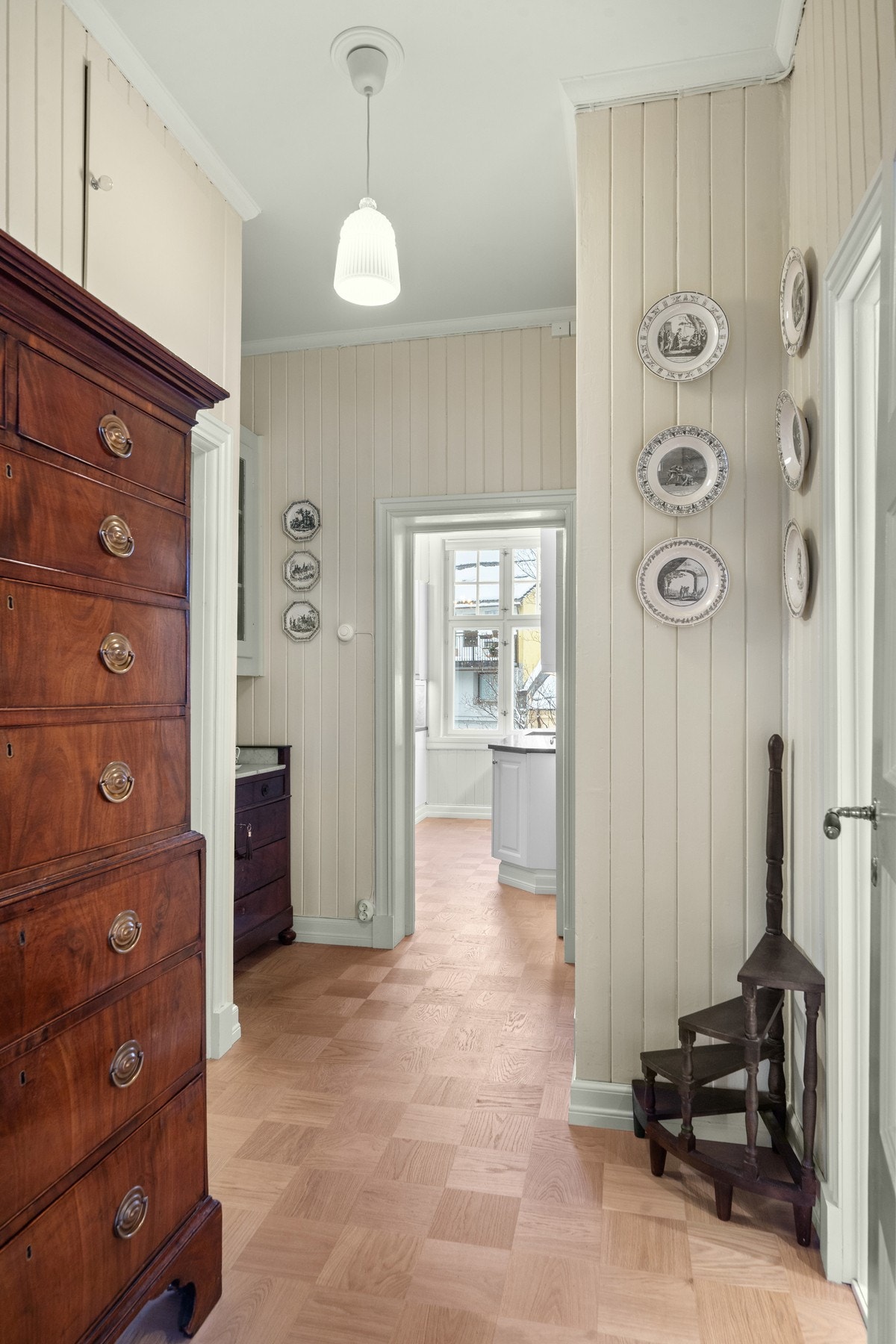 Mellomgang som binder rommene sammen Galleribilde