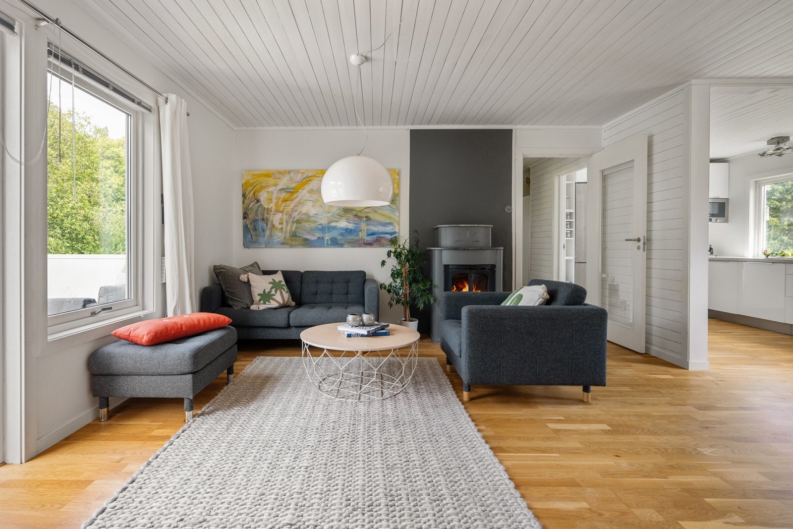 Peis i stuen Galleribilde