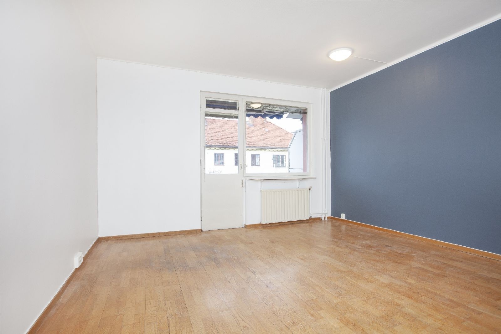 Stue med utgang balkong Galleribilde