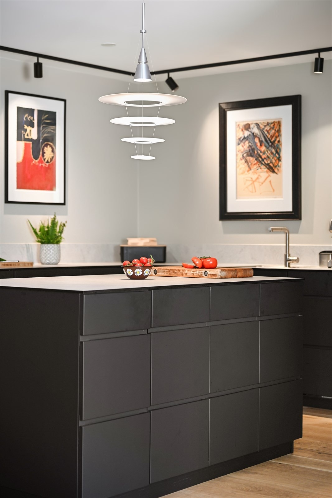 Øya har også dype skuffer for optimal oppbevaring. Galleribilde