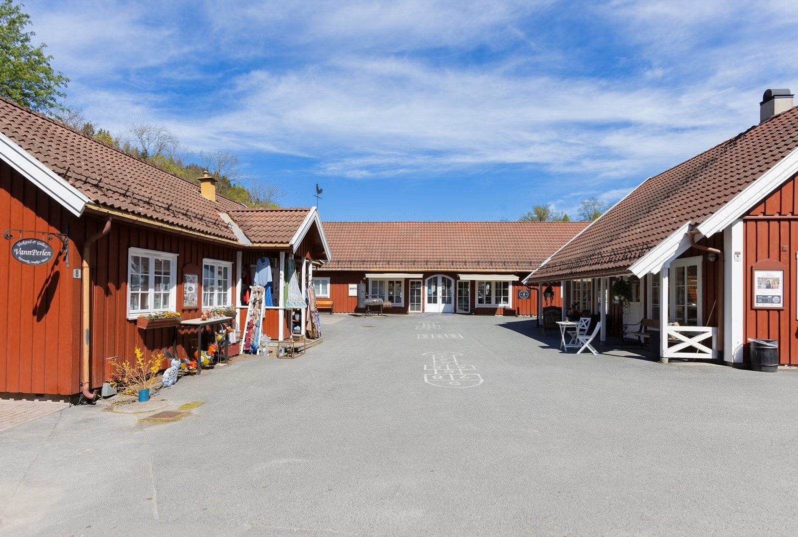 Bærums verk med et hyggelig utvalg nisjebutikker og caféer Galleribilde