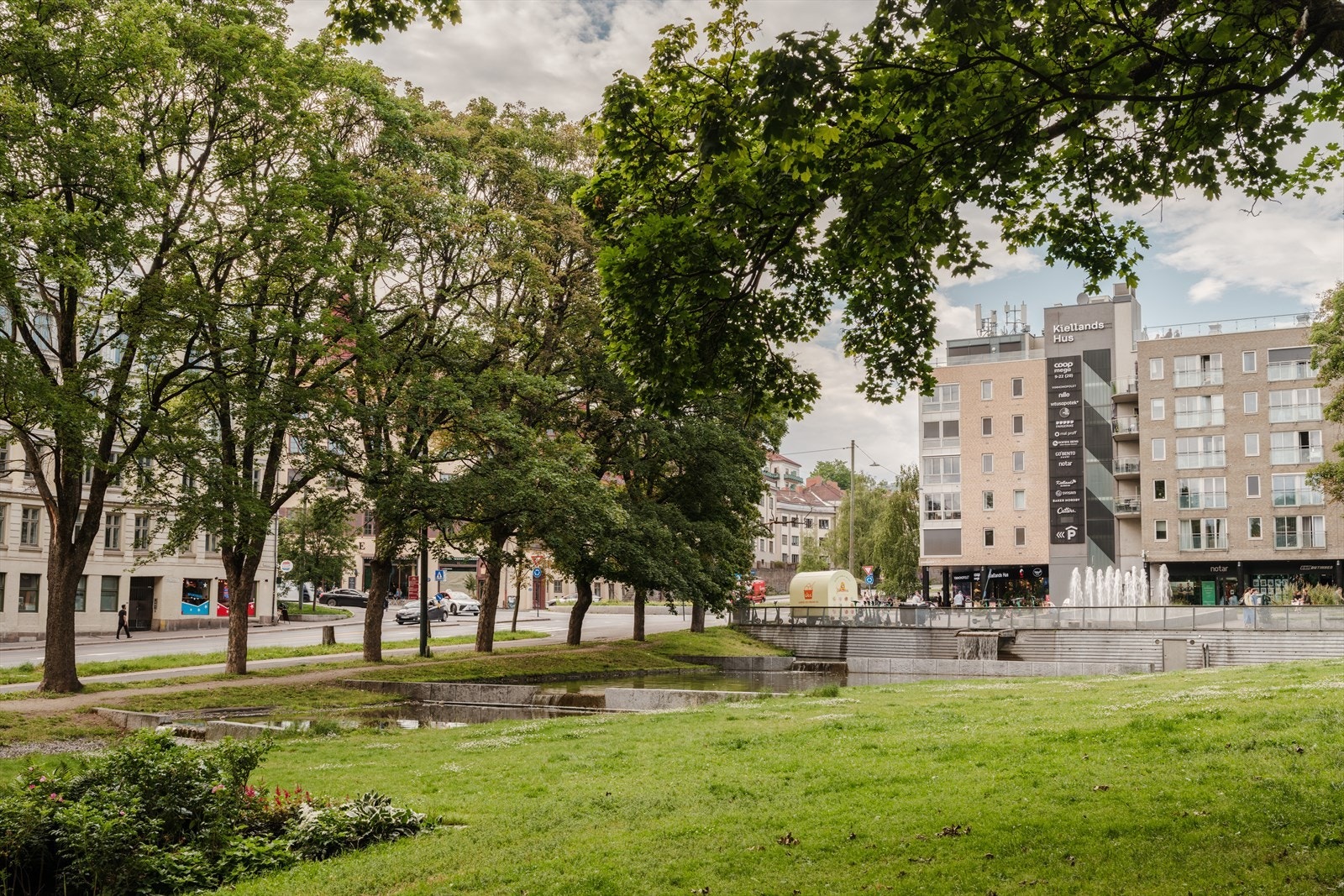 Bo i umiddelbar nærhet til Alexander Kiellands Plass. Galleribilde