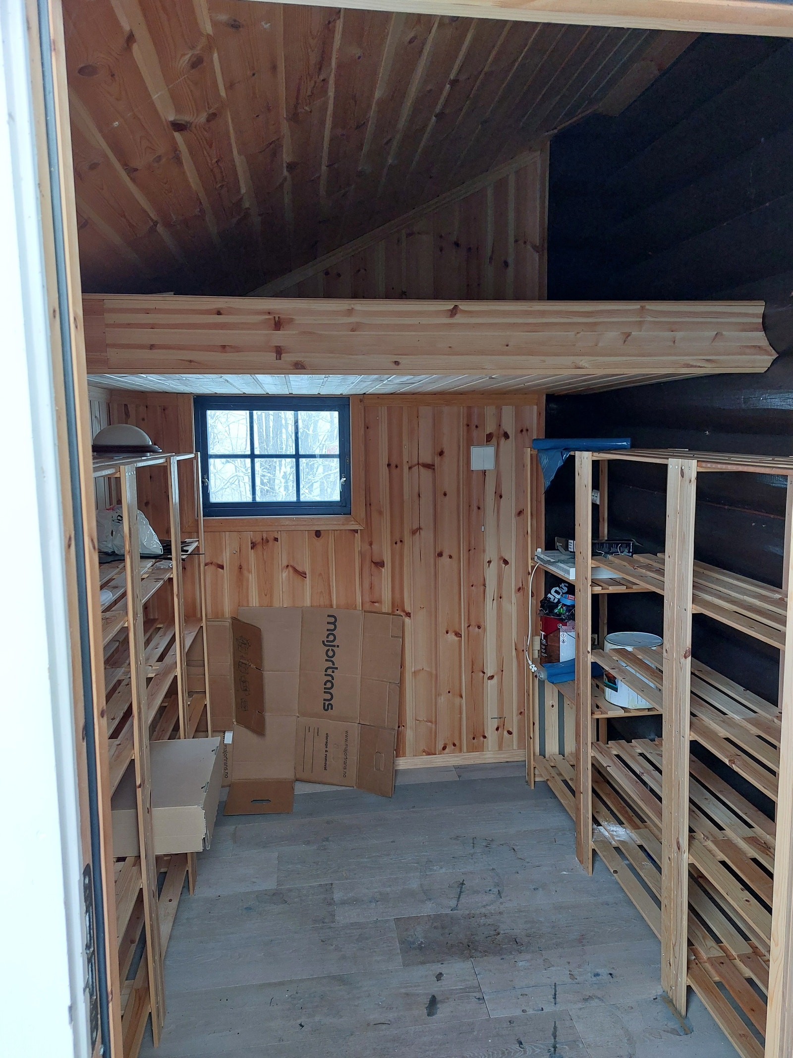 Innredning bod Galleribilde