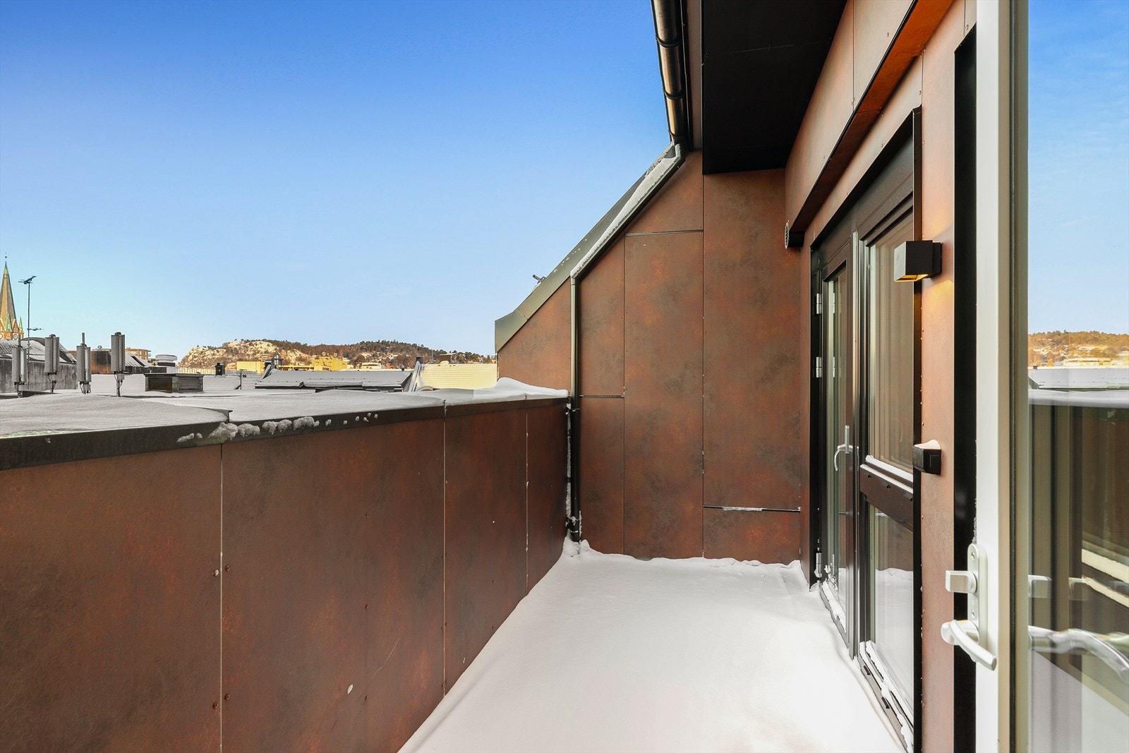 En flott plass å nyte både solen og utsikten. Galleribilde