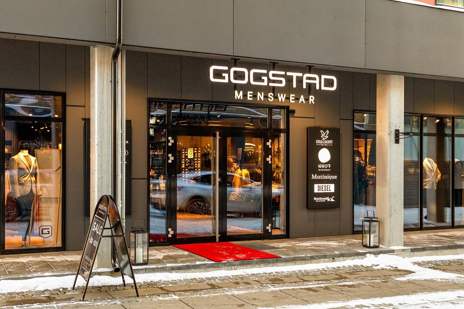 I 1. etasje finner du flotte butikker, som gjør hverdagen enkel og praktisk. Galleribilde