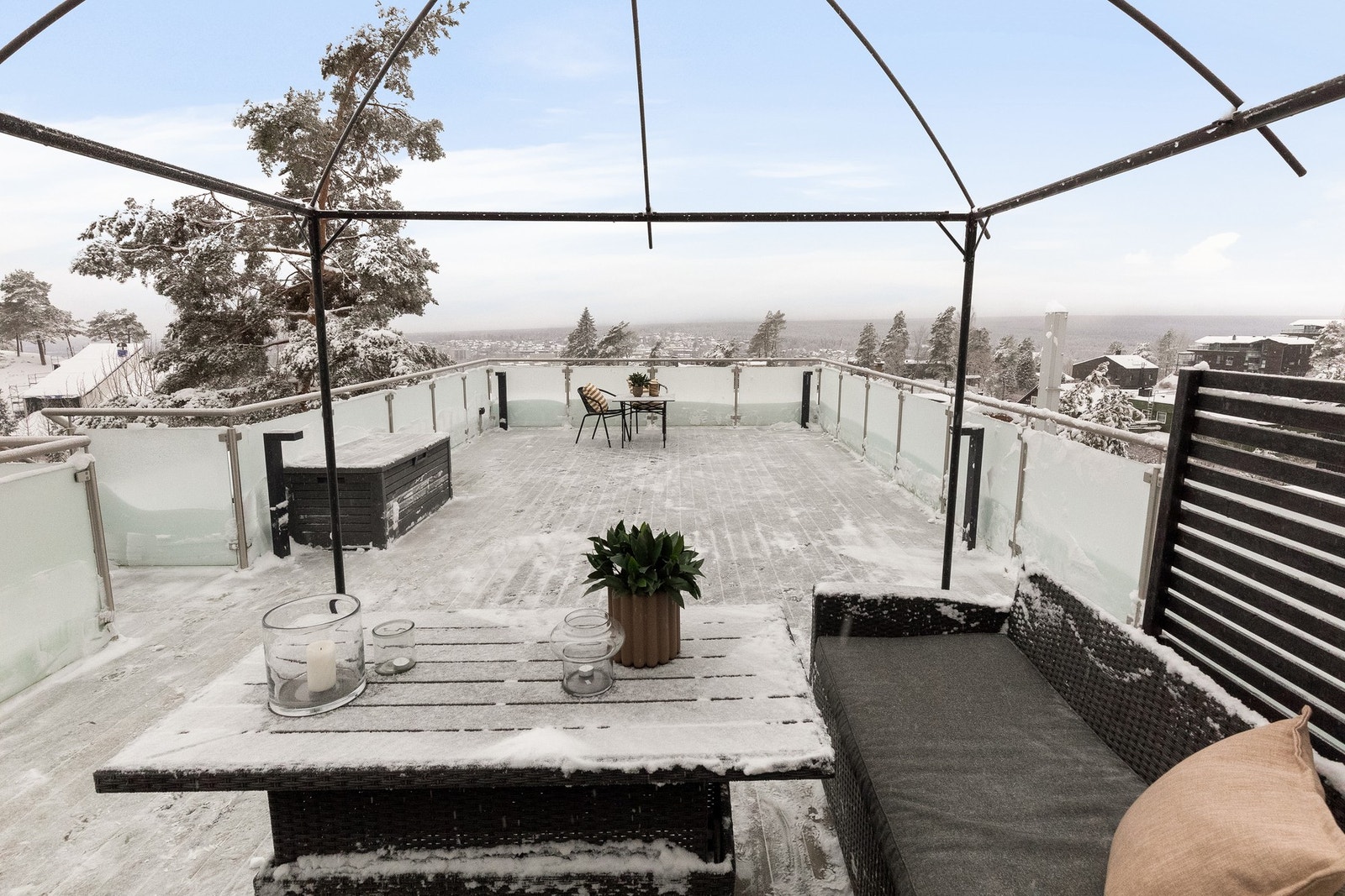 Terrassedekke i impregnert trevirke Galleribilde