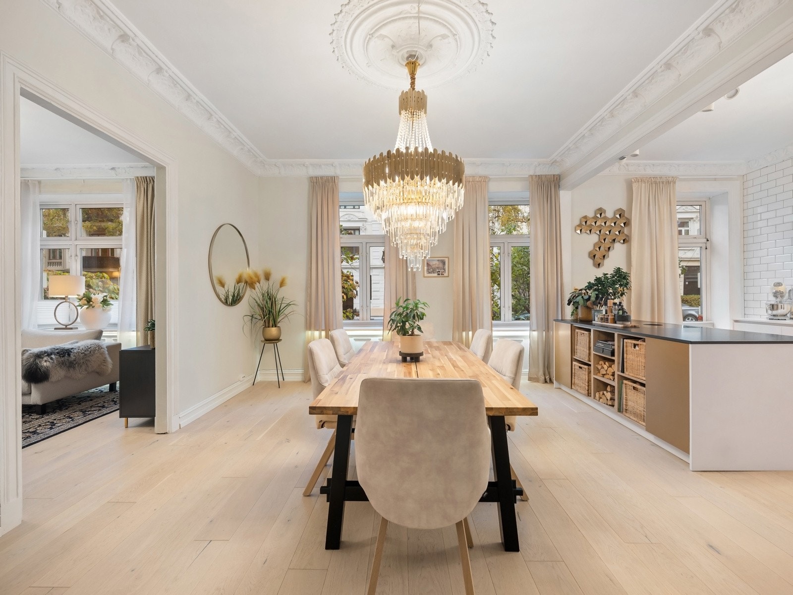 Velkommen til Elisenbergveien 17 - Kontakt Carl P. Sveistrup på 980 45 319 dersom privatvisning ønskes. Galleribilde