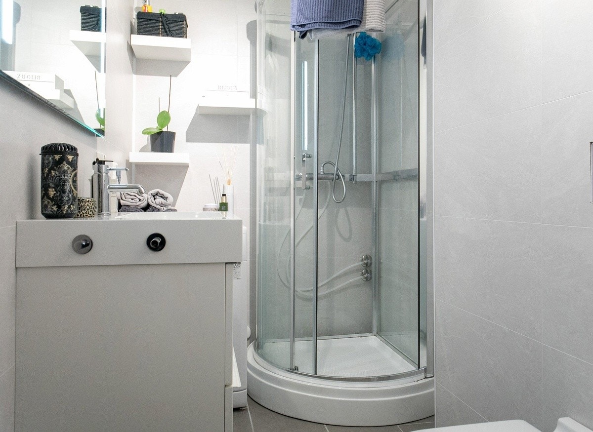 Oppusset bad i 2020 med vaskemaskin Galleribilde