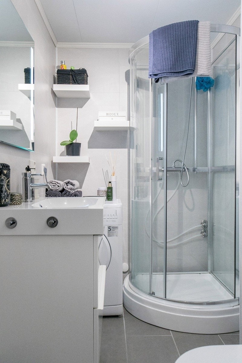 Oppusset bad i 2020 med vaskemaskin Galleribilde