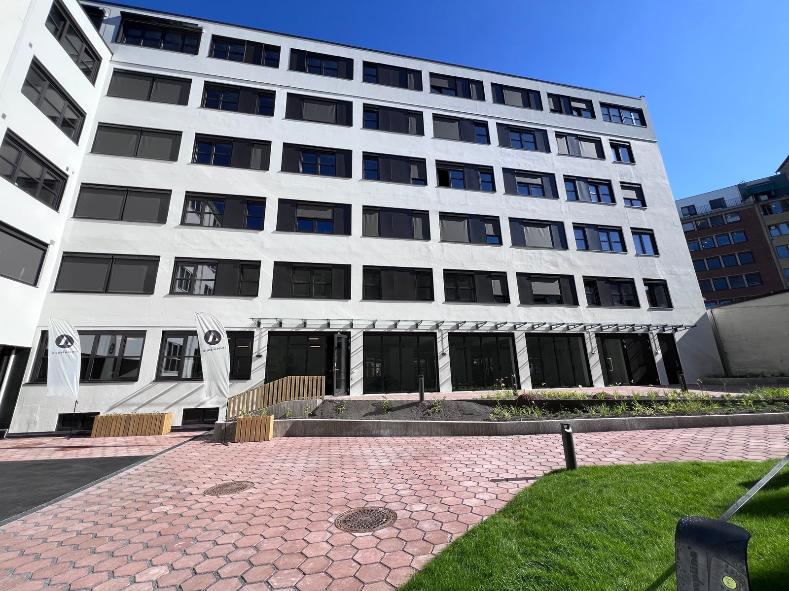 bakgård Galleribilde