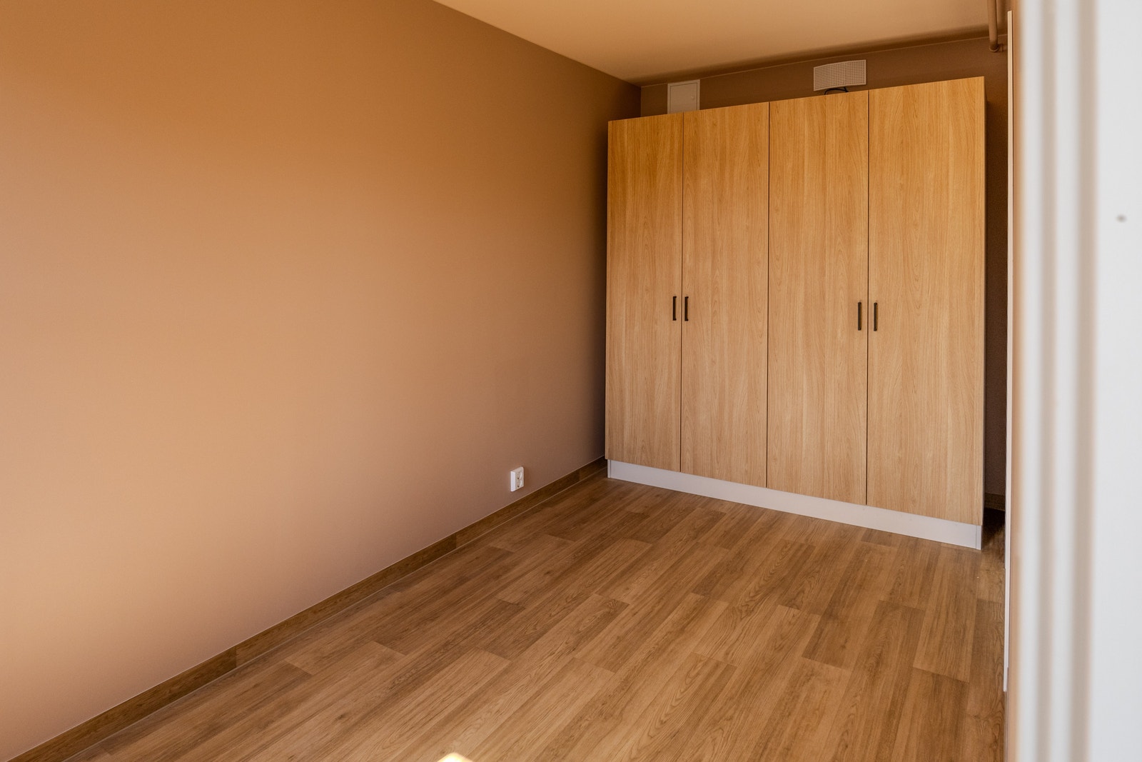 Soverom (garderobeskap medfølger) Galleribilde