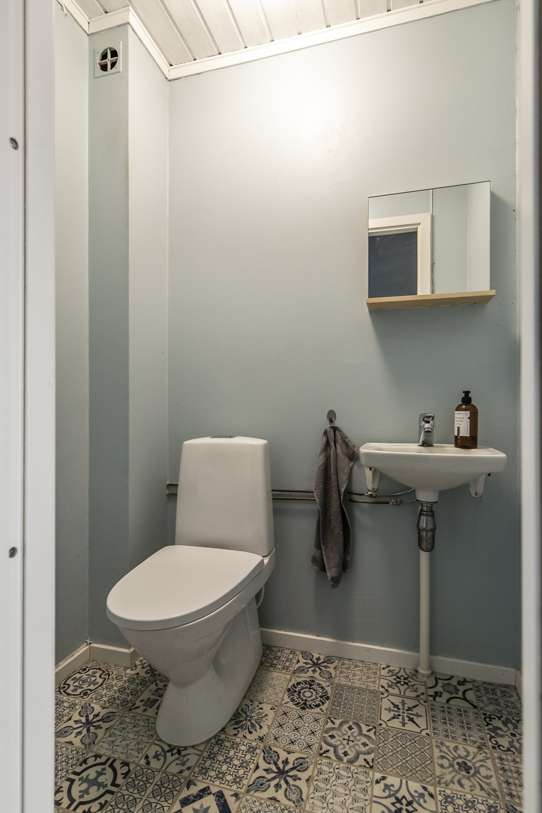 Separat toalettrom i andre etasje Galleribilde