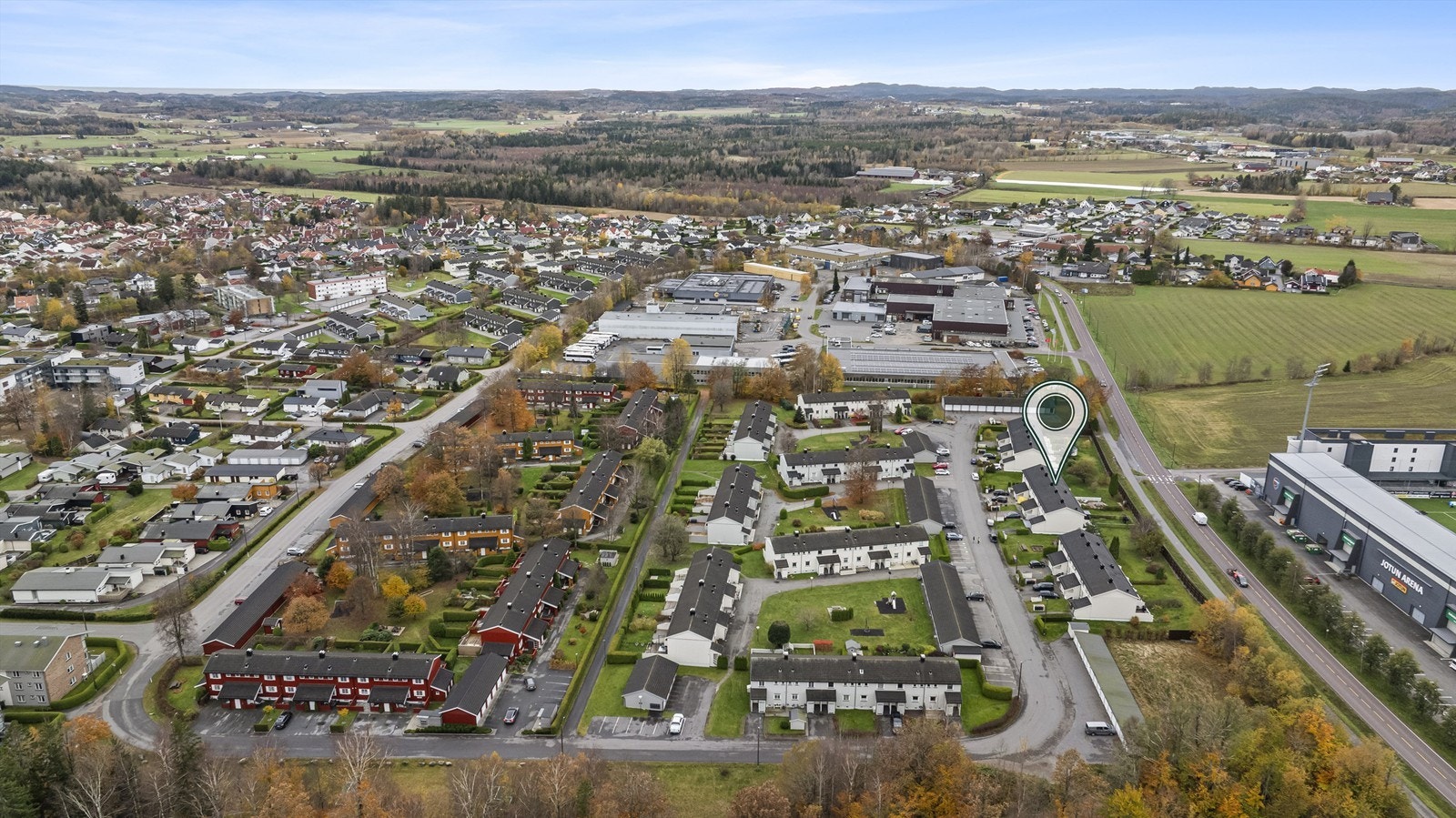 Krokemoa skole ligger ikke langt unna Galleribilde