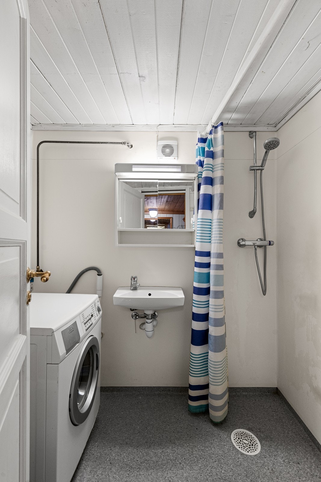 Bad i underetasjen Galleribilde