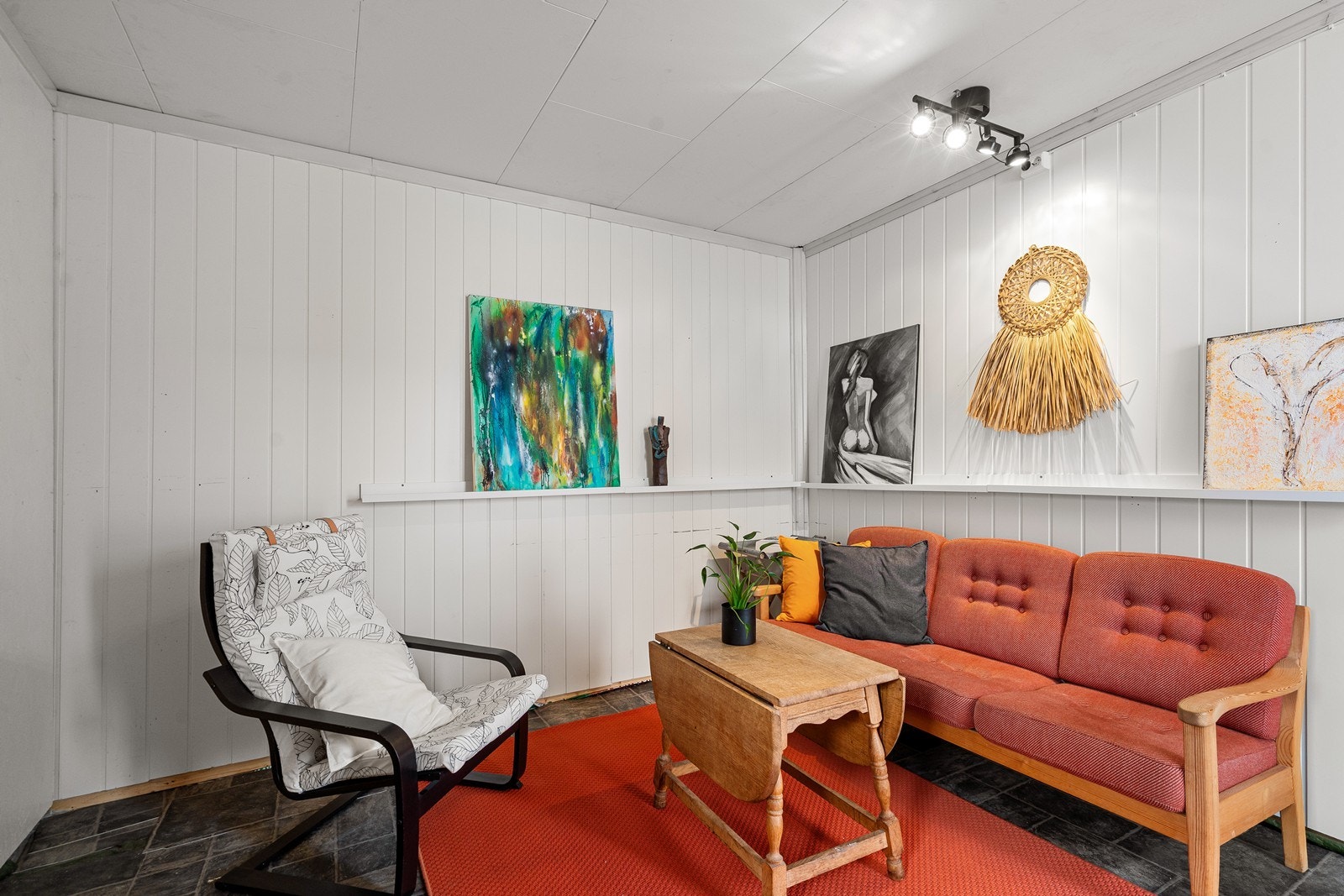 Ett av rommene i uthuset Galleribilde