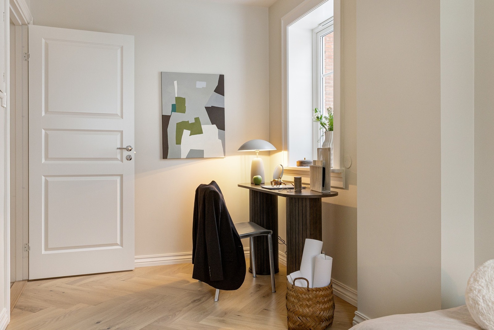 Soverom nummer to egner seg like godt som barnerom, gjesterom eller hjemmekontor. Galleribilde