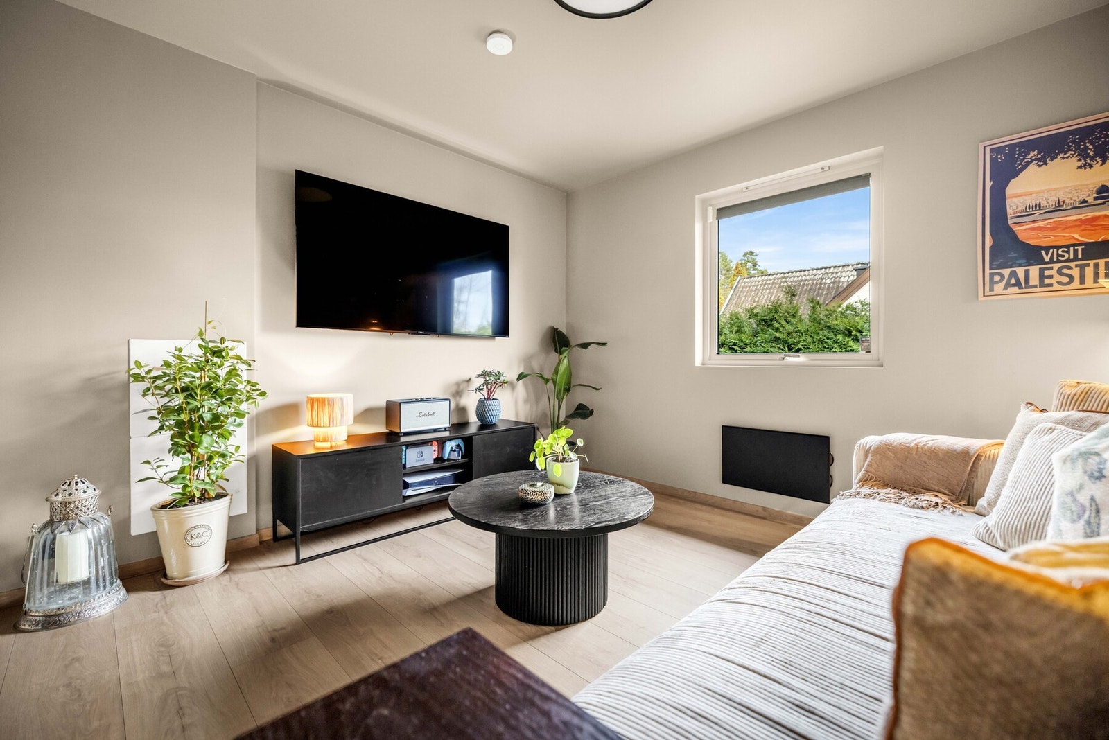 Her kan man enkelt trekke seg tilbake for litt egentid med en god bok eller film. Galleribilde