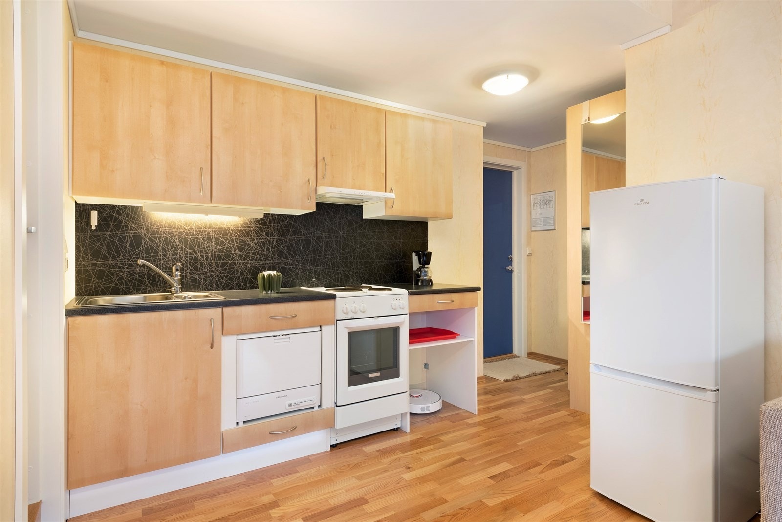 Opphaldsrom og kjøken er i åpen løysing. Galleribilde