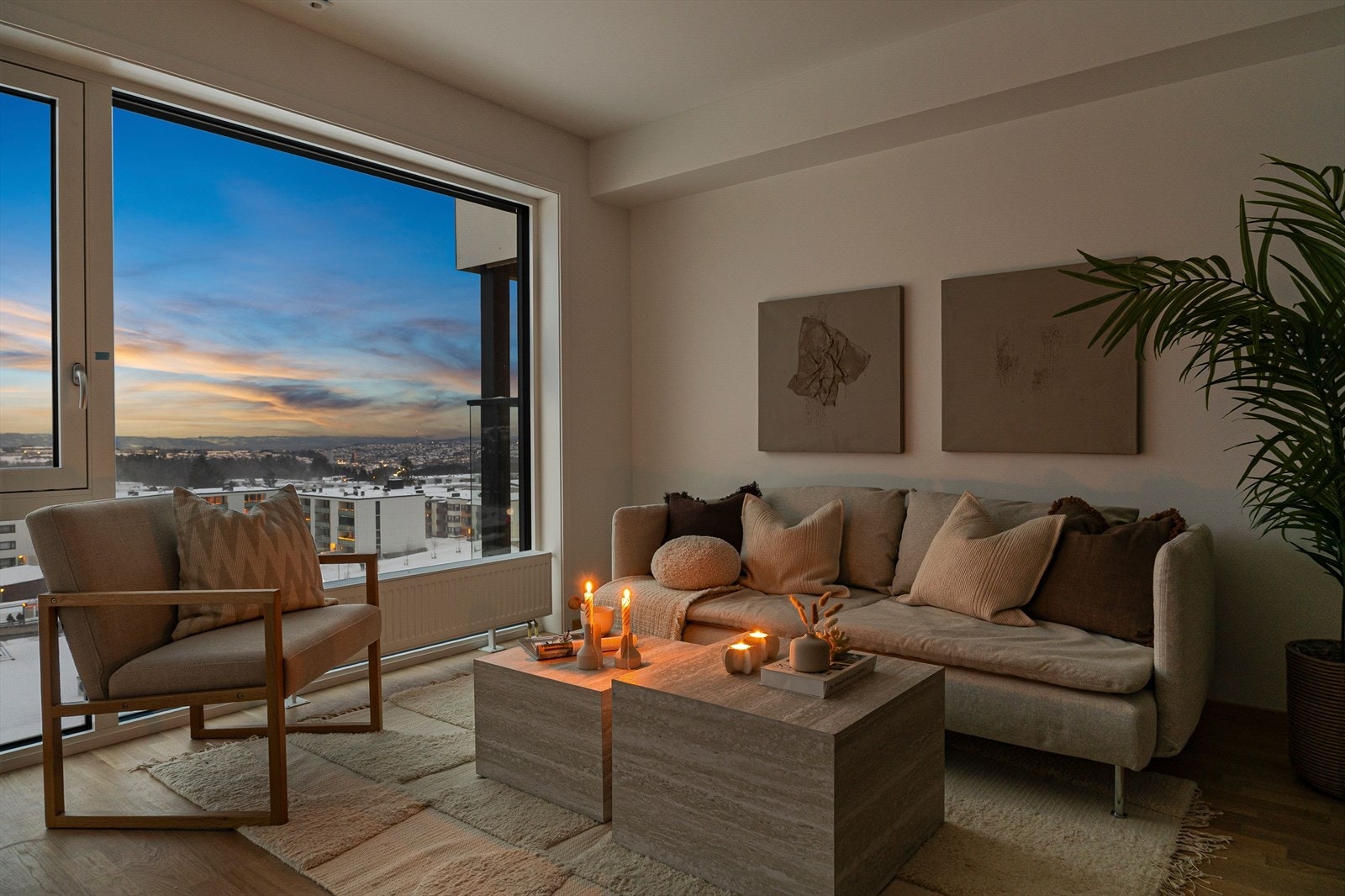 Det medfølger egen bod i kjeller, samt mulighet for parkeringsplass. Galleribilde