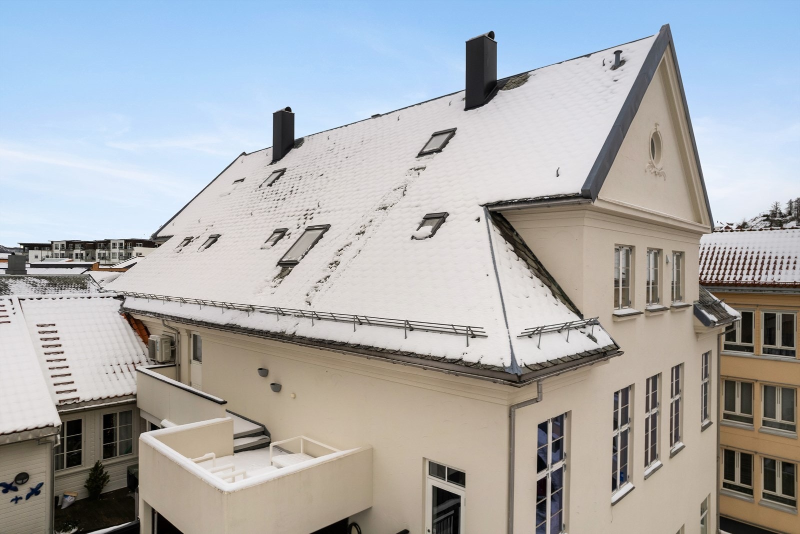 Balkong tilhørende leiligheten. Galleribilde