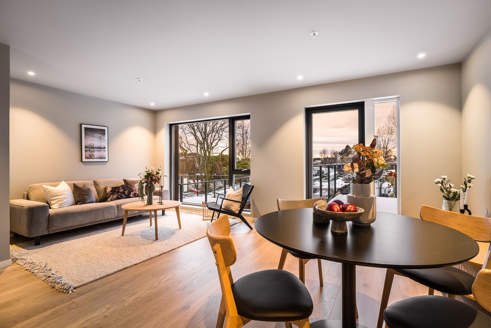 - LED spotter i himling - Galleribilde