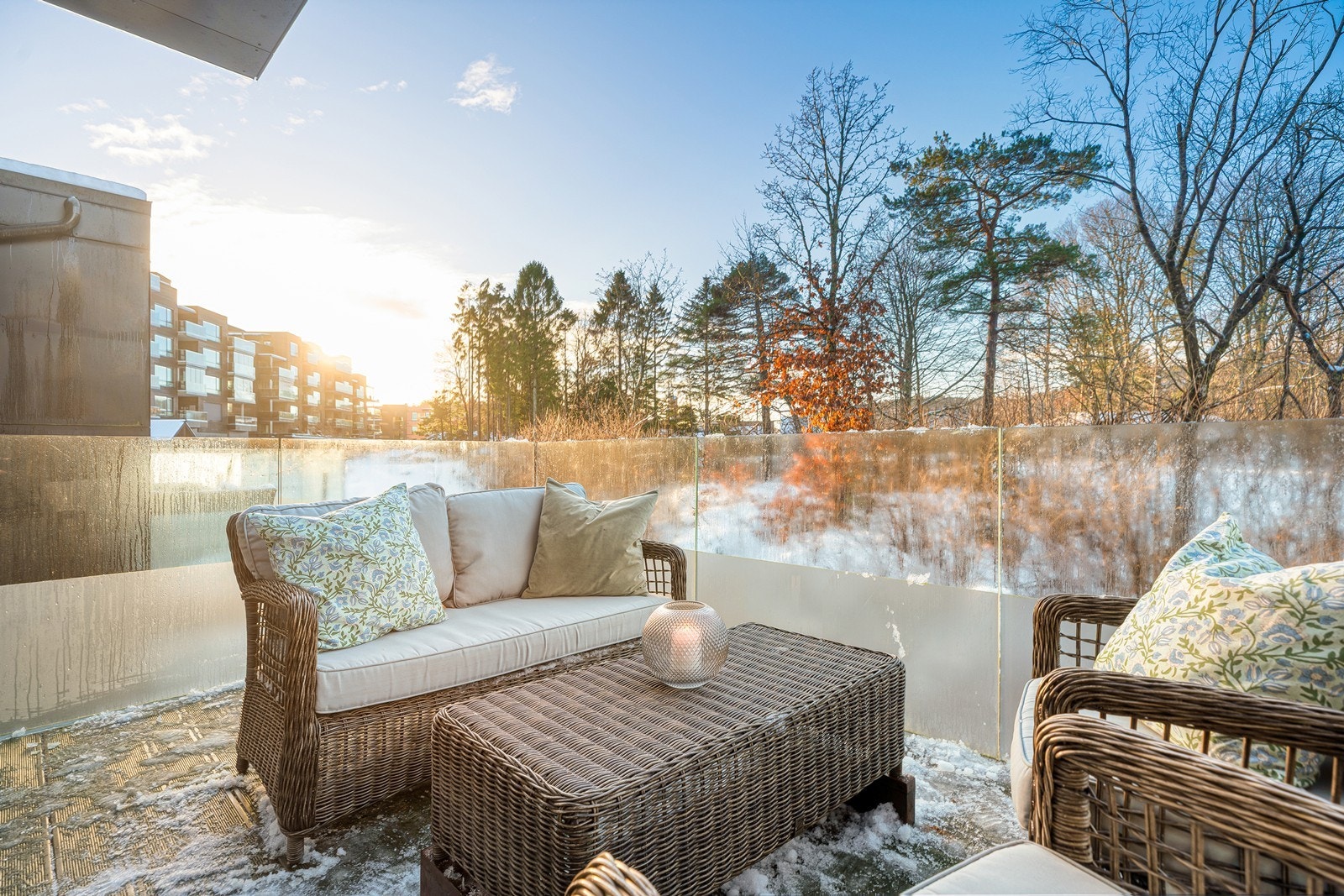 Flott 2-roms selveier i Randesund Hageby - Bredt servicetilbud for beboere - Terrasse - TG0! - Leie av parkeringsplass Galleribilde