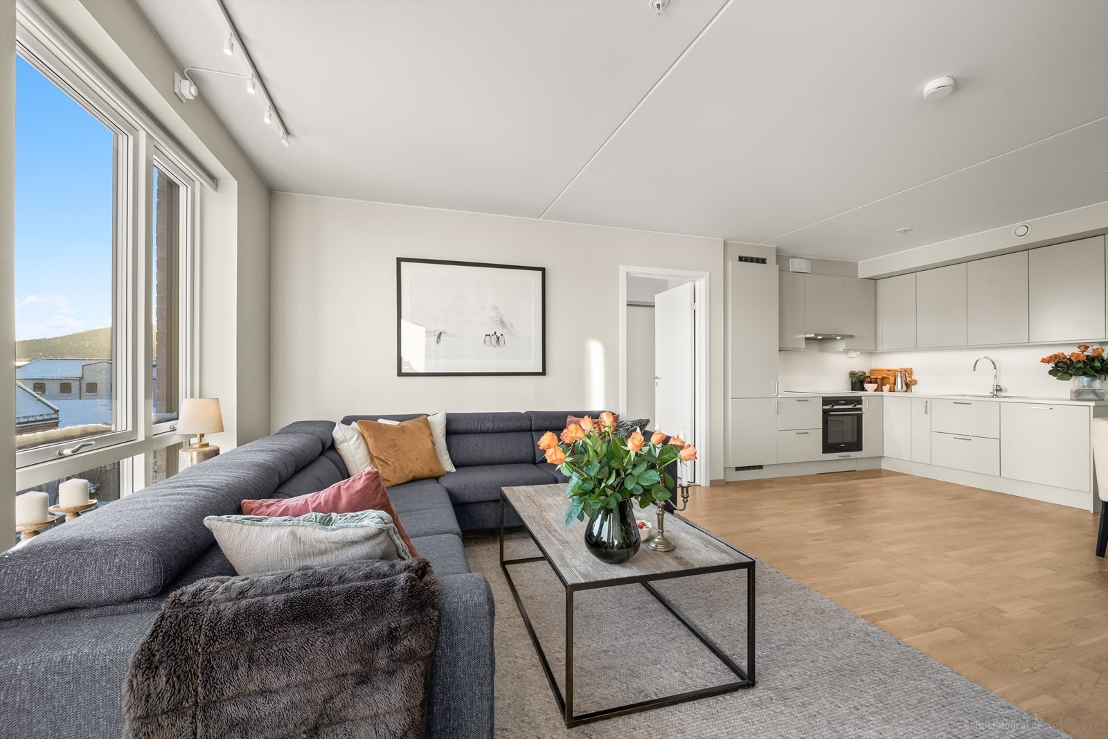 Stuen har et moderne og tidløst utrykk. Galleribilde