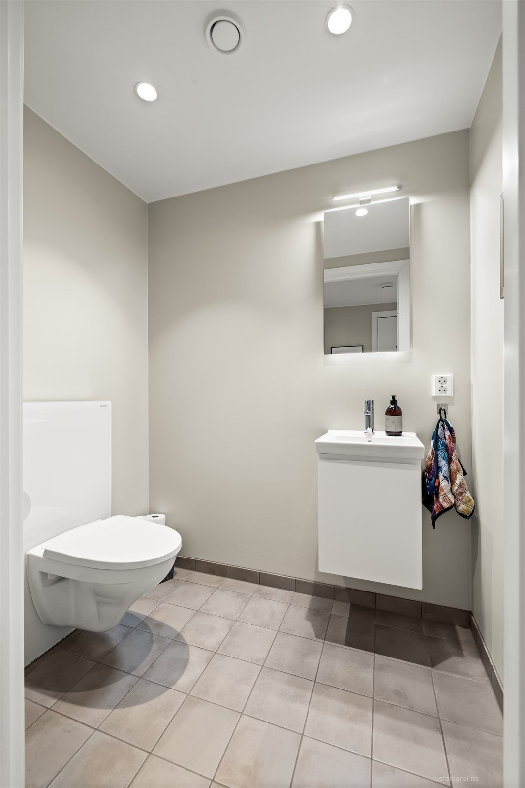 Varmtvannet til kranene er varmet opp av fjernvarme. Galleribilde